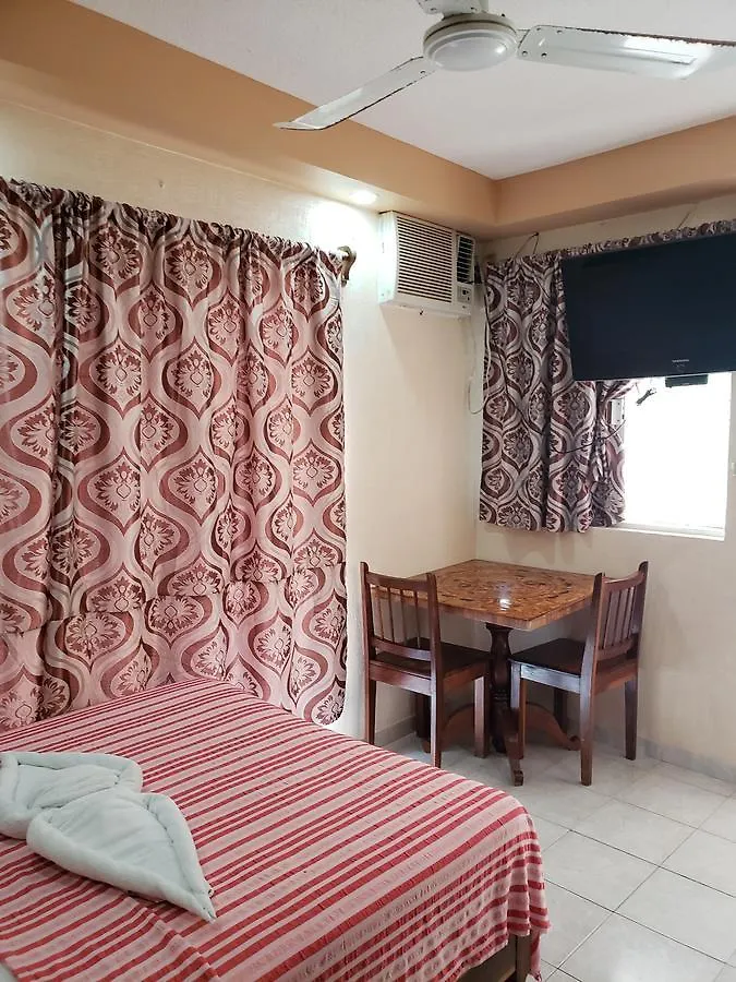 Hotel Cuarto Camino Playa Del Carmen